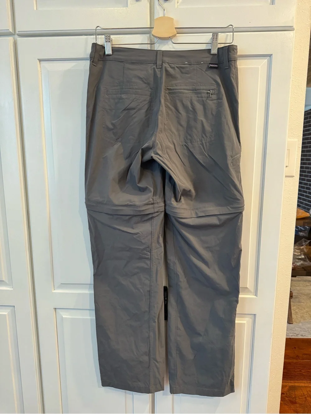Patagonia Women's Quandary Convertible Pants (3 ways) Color-Forge Grey. Size 6